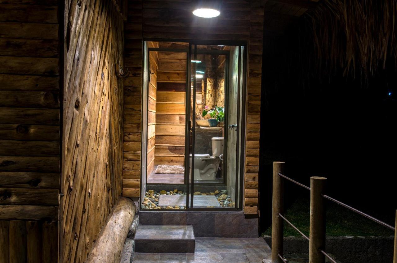 Hostal La Laguna Villamaría 外观 照片